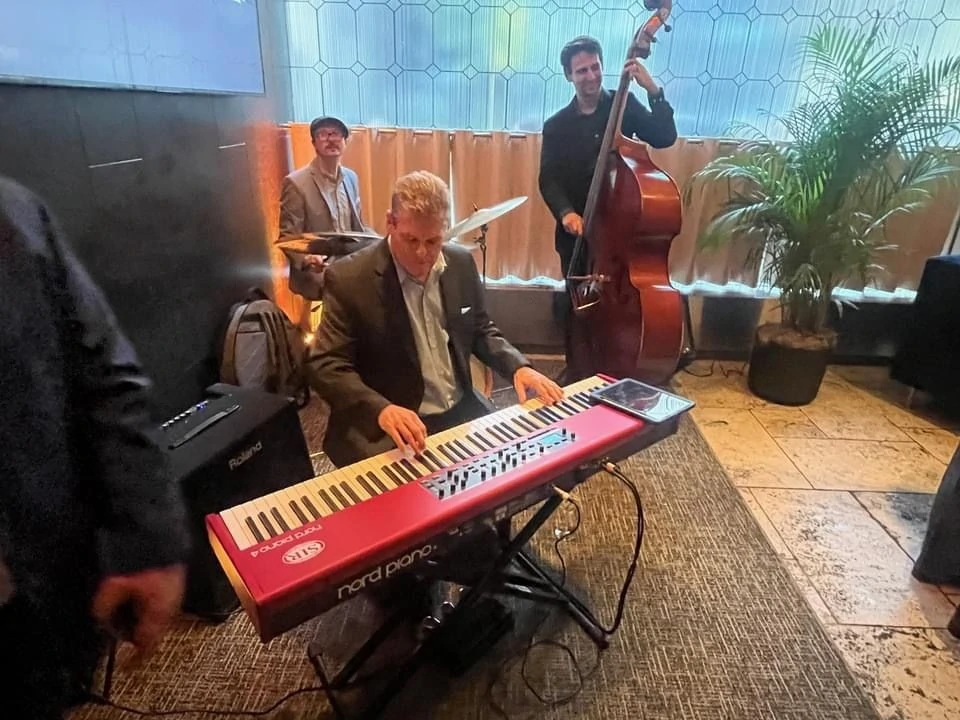 Scotty Rosenberg | Piano. Vocals. Pop/Rock
